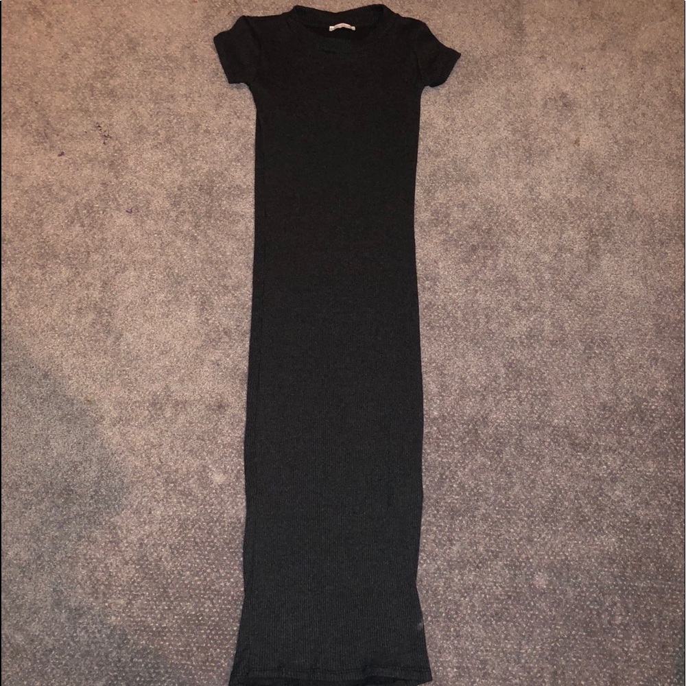 Zara gray short sleeve ribbed midi dress
